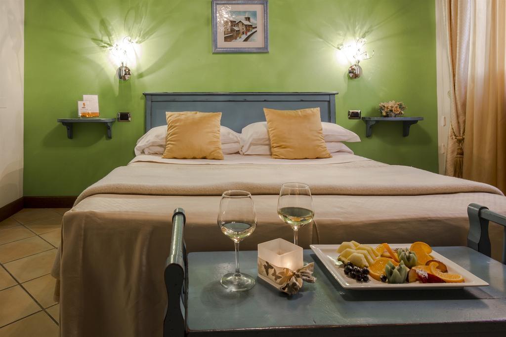 Il Melograno Agriturismo & Spa Pianello  Εξωτερικό φωτογραφία