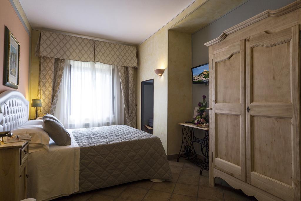 Il Melograno Agriturismo & Spa Pianello  Εξωτερικό φωτογραφία